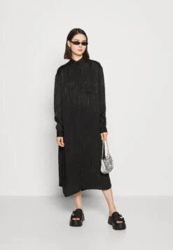 Monki Blousejurk - Black Jaquard 9 Monki Blousejurk - Black Jaquard -Dames Kledings Winkel 09593cba55ab485e86b72a97b23a41de