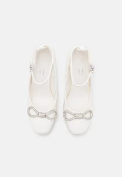 Call It Spring Vegan Kamilia - Plateaupumps - White 13 Call It Spring Vegan Kamilia - Plateaupumps - White -Dames Kledings Winkel 0d4a591de3104f0ebc1d65fcef21283a