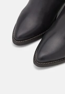 MTNG Teo - Cowboy-/Bikerlaarzen - Black 10 MTNG Teo - Cowboy-/Bikerlaarzen - Black -Dames Kledings Winkel 1bf96e993d834b8d809a99d3b4f63a6f