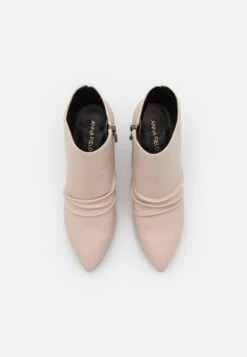 Anna Field Korte Laarzen - Beige -Dames Kledings Winkel 24d56426afbf4c7aab266a44ce48f8cc