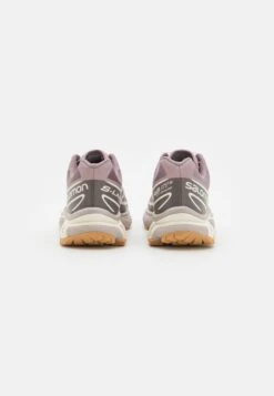 Salomon Xt-6 Unisex - Sneakers Laag - Quail/Plum Kitten/Vanilla Ice -Dames Kledings Winkel 31cfa453540044b199d3052754f2c914