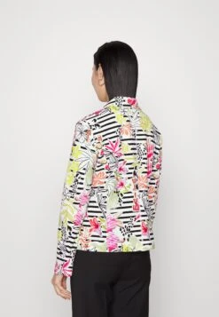 MARC CAIN Blazer - Light Limeade -Dames Kledings Winkel 337589d2fd444a02a89c7570d883770d