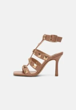 Steve Madden Capri - Sandalen - Nude 14 Steve Madden Capri - Sandalen - Nude -Dames Kledings Winkel 3643659b756f48c1b7955e0bf0c8697d