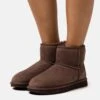 Ugg Classic Mini - Korte Laarzen - Burnt Cedar -Dames Kledings Winkel 4349a1a510f444f49be256228a69fb77