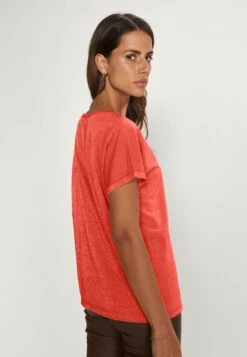 Mos Mosh Kay Tee - T-Shirt Basic - Burnt Ochre 9 Mos Mosh Kay Tee - T-Shirt Basic - Burnt Ochre -Dames Kledings Winkel 45c65f848abe41c5877ff51741a019f5