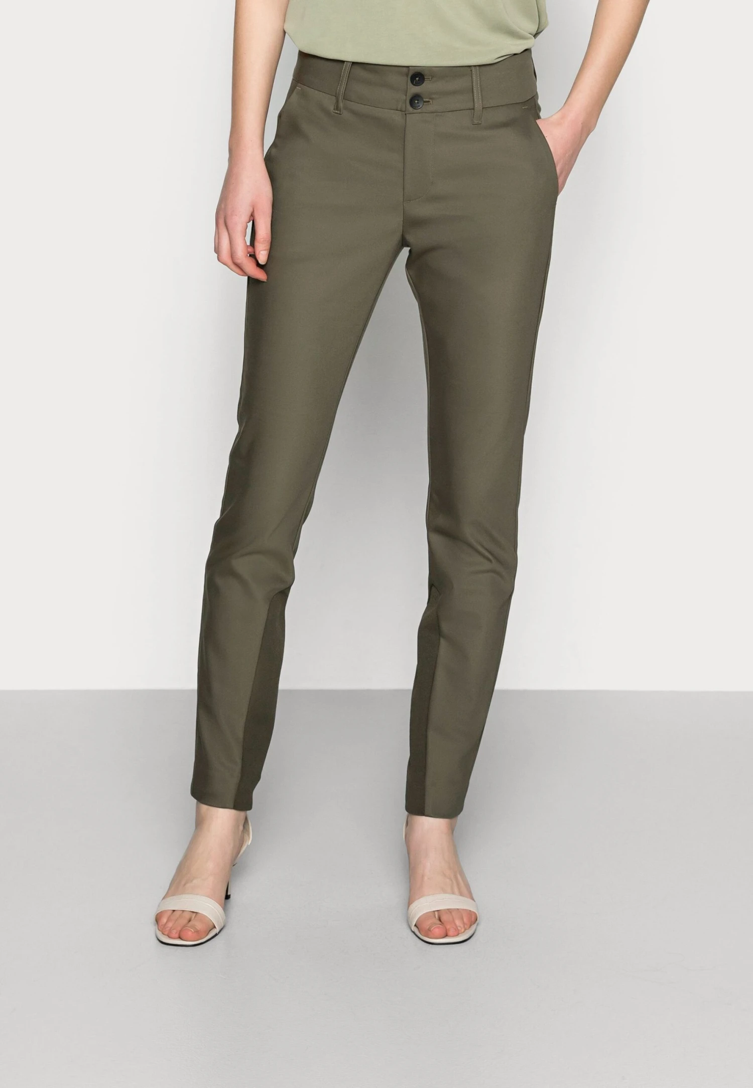 Mos Mosh Blake Night Pant Sustainable - Chino - Grape Leaf 3 Mos Mosh Blake Night Pant Sustainable - Chino - Grape Leaf