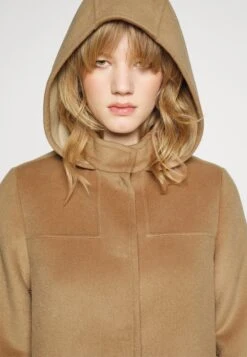 MAX & Co. Mela - Jas - Camel -Dames Kledings Winkel 65b3139dce2f48bc8caaedac53801c6f