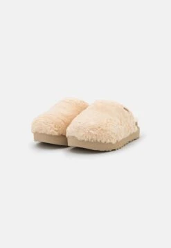 Ugg Fuzz Sugar - Pantoffels - Natural 10 Ugg Fuzz Sugar - Pantoffels - Natural -Dames Kledings Winkel 68a7357dd5024699a556a79d2aed1ace