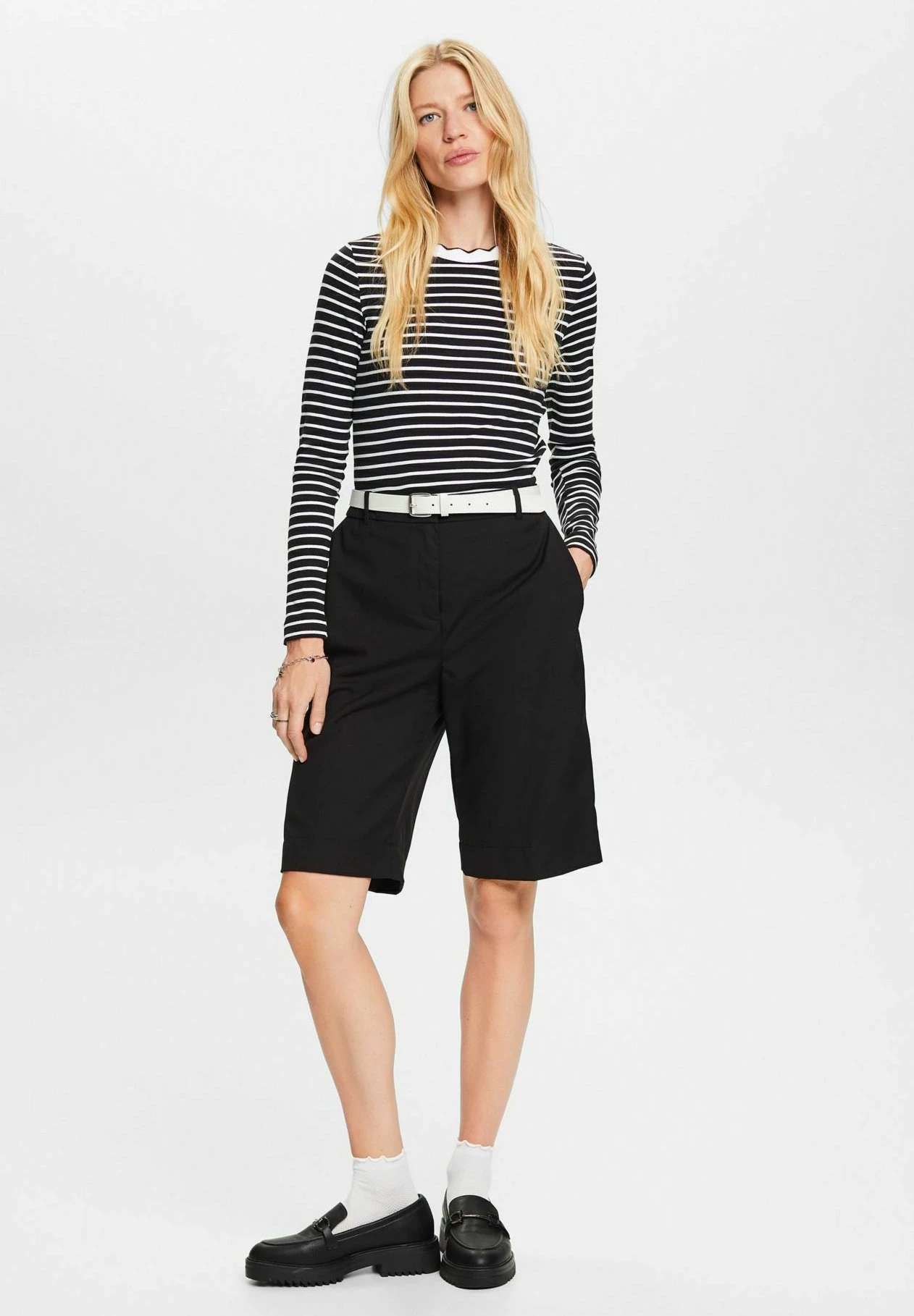 ESPRIT Muschelkante Am Ausschnitt - Longsleeve - Black 4 ESPRIT Muschelkante Am Ausschnitt - Longsleeve - Black - Afbeelding 2