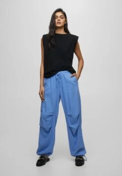 PULL & BEAR Flowing Parachute - Trainingsbroek - Blue -Dames Kledings Winkel 76b5554eeedb4185ac671c0acc712aae