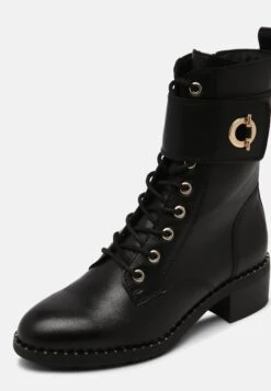Tamaris Veterboots - Black/Gold 17 Tamaris Veterboots - Black/Gold -Dames Kledings Winkel 77750d5057d24ee0b96c4af83c01c18c