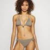Bruno Banani Triangle Set - Bikini - Stone -Dames Kledings Winkel 7db2b41b4ac44ca9a29b391bf5278628