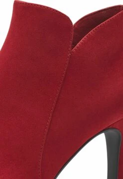 Tamaris Enkellaarsjes Met Plateauzool - Cherry -Dames Kledings Winkel 8548980c629243509e8390bf5babd6e3