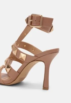 Steve Madden Capri - Sandalen - Nude 19 Steve Madden Capri - Sandalen - Nude -Dames Kledings Winkel 8ed824e3e2774b188b3e951fd96e7bc2
