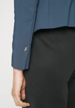 Patrizia Pepe Giacca - Blazer - Petrol Blue 13 Patrizia Pepe Giacca - Blazer - Petrol Blue -Dames Kledings Winkel 90b8ea0cf9194347ab666719d19546e7