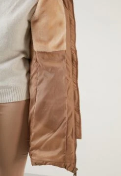 LELA Regular Fit - Winterjas - Camel 13 LELA Regular Fit - Winterjas - Camel -Dames Kledings Winkel 96f6cba8387840ad9bc47a2206463e8b