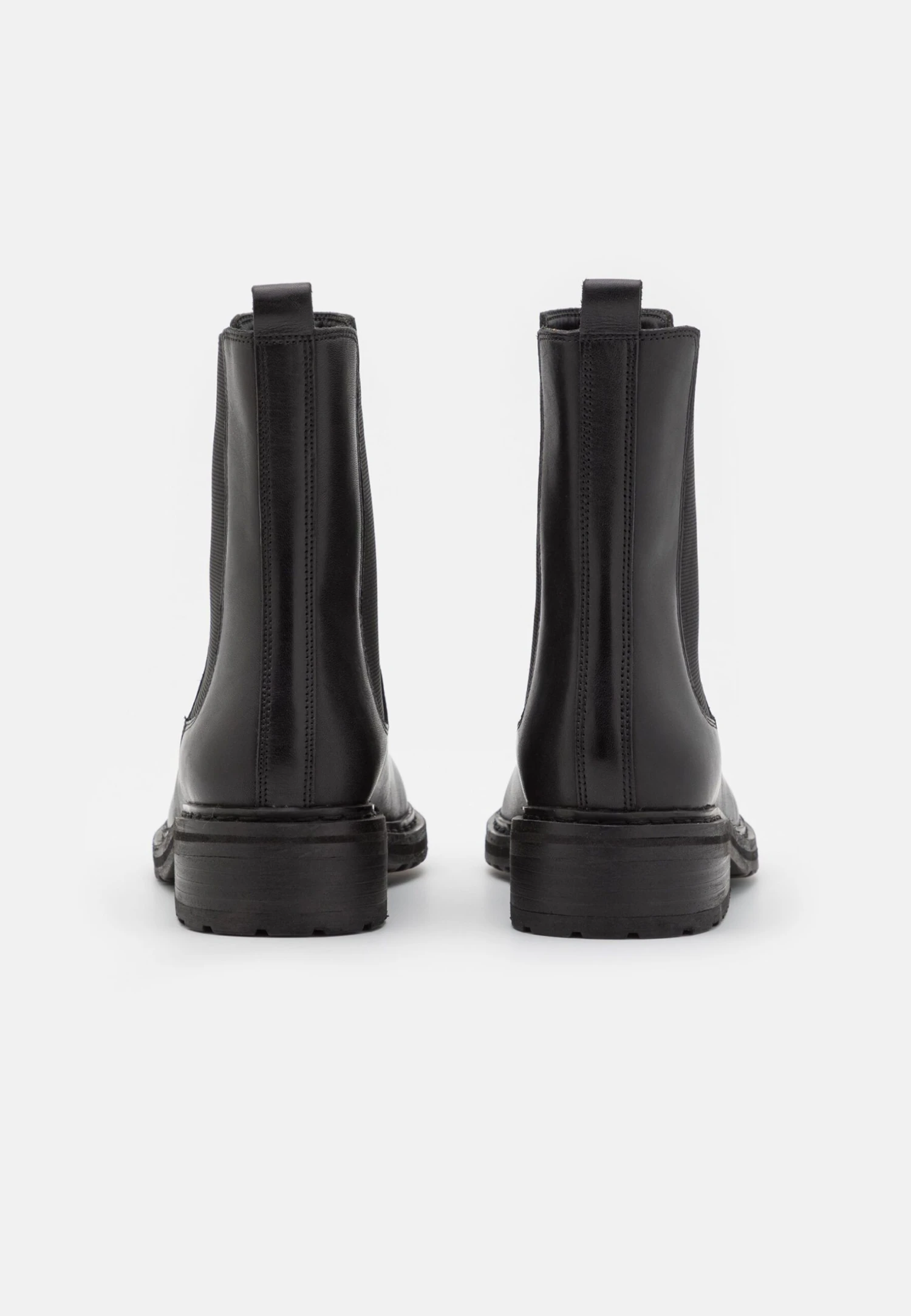 Clarks Tilham Chelsea - Korte Laarzen - Black 6 Clarks Tilham Chelsea - Korte Laarzen - Black - Afbeelding 4