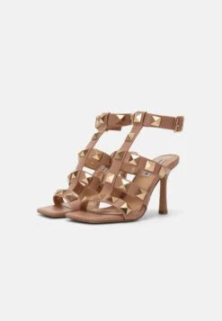 Steve Madden Capri - Sandalen - Nude 16 Steve Madden Capri - Sandalen - Nude -Dames Kledings Winkel a5e88f94fd93490380b44149ef8d9a16