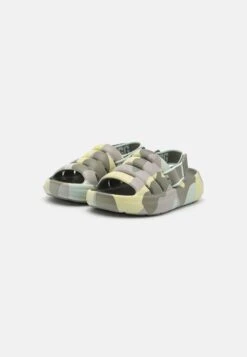 Ugg Sport Yeah Camopop - Sandalen - Moss Green -Dames Kledings Winkel a62d21f623ed4ff7b760b41976672ff9