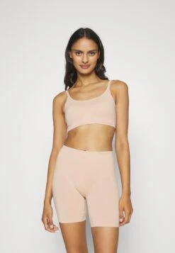 Chantelle Smooth Comfort Wirefree Bra - Bustier - Sirocco -Dames Kledings Winkel b95b9da6d7294dd7aa9bacfb4365336e