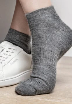 Giesswein Merino Wool Sneaker Socks 3Er-Pack - Sokken - Schiefer -Dames Kledings Winkel ba6b4e26990e430e9ee43d7684d1f9b5