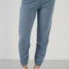 LELA Slim Fit - Trainingsbroek - Baby Blue -Dames Kledings Winkel bca347a826c044a6abd9bcaac9defe8e