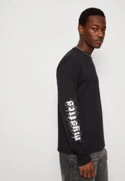 YOURTURN Unisex - Longsleeve - Black -Dames Kledings Winkel bf17c5e5c44d4cc288891b4647c72708