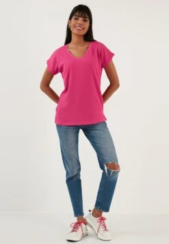 LELA Regular Fit - Blouse - Fuchsia 13 LELA Regular Fit - Blouse - Fuchsia -Dames Kledings Winkel c371d8e12a3449b4aedcf56a6a0e868f