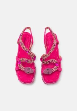 Alma En Pena Sandalen Met Sleehak - Fuxia 13 Alma En Pena Sandalen Met Sleehak - Fuxia -Dames Kledings Winkel c395d76de4034433921c70618959994b