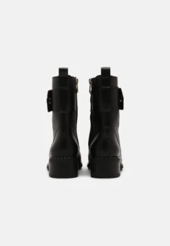 Tamaris Veterboots - Black/Gold 13 Tamaris Veterboots - Black/Gold -Dames Kledings Winkel c9a03b5922cd4a4e8143e369f6a7e694