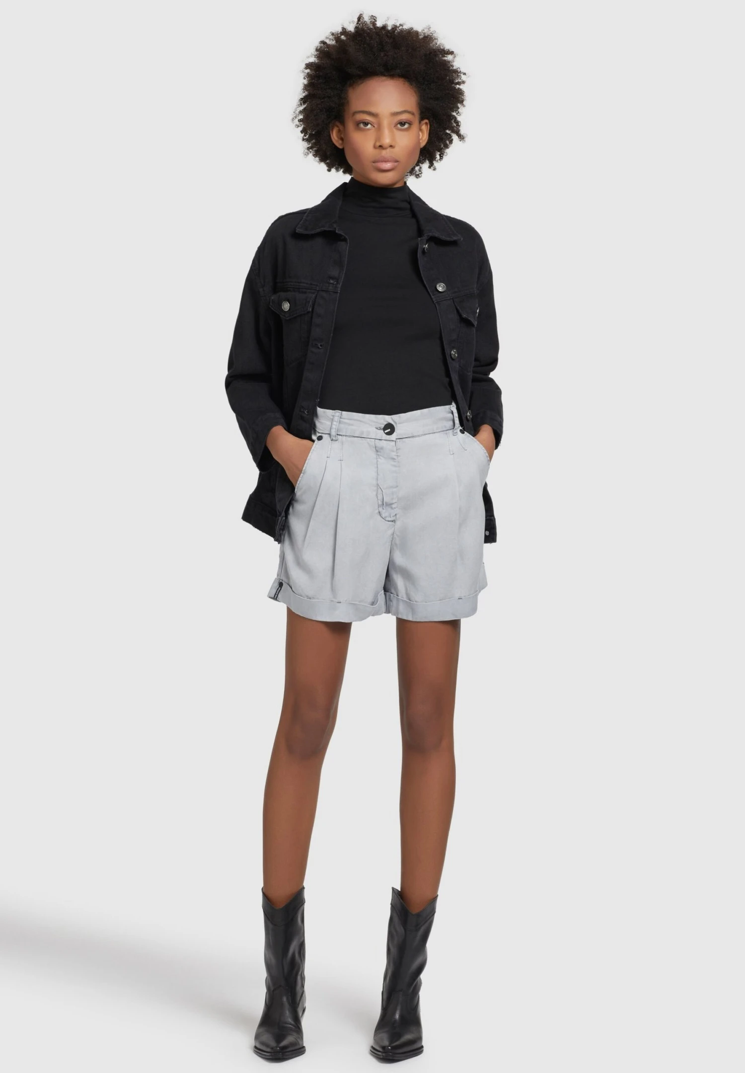 Khujo Elida - Shorts - Grey 4 Khujo Elida - Shorts - Grey - Afbeelding 2