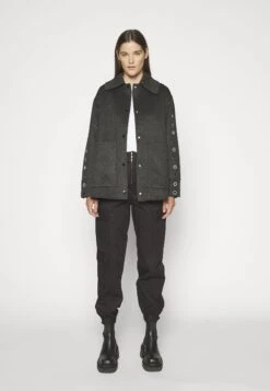 Sandro Oversize Double Face Coat With Eyelet - Halflange Jas - Gris Foncé 13 Sandro Oversize Double Face Coat With Eyelet - Halflange Jas - Gris Foncé -Dames Kledings Winkel d1788a61fcc14b19a7e93c77ce13ac00