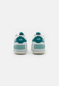Nike Sportswear W Af1 Shadow - Sneakers Laag - Summit White/Mineral/Industrial Blue/Geode Teal/Sea Glass 11 Nike Sportswear W Af1 Shadow - Sneakers Laag - Summit White/Mineral/Industrial Blue/Geode Teal/Sea Glass -Dames Kledings Winkel d2847e1207b24036a5a3553b2948e86b