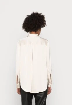 Anna Field Overhemdblouse - Nude -Dames Kledings Winkel d440f1564b214990b8800f83f8491c11