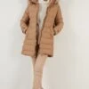 LELA Regular Fit - Winterjas - Camel 1 LELA Regular Fit - Winterjas - Camel -Dames Kledings Winkel d52fe4347ffa472a8040d2437cbda648