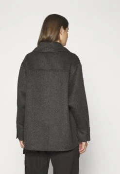 Sandro Oversize Double Face Coat With Eyelet - Halflange Jas - Gris Foncé 12 Sandro Oversize Double Face Coat With Eyelet - Halflange Jas - Gris Foncé -Dames Kledings Winkel d8624e8f782446959d317fa3838013ec