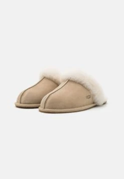 Ugg Scuffette - Pantoffels - Mustard Seed/Natural -Dames Kledings Winkel d95b8fa72fdd4e1ab77c492f1e561c8e