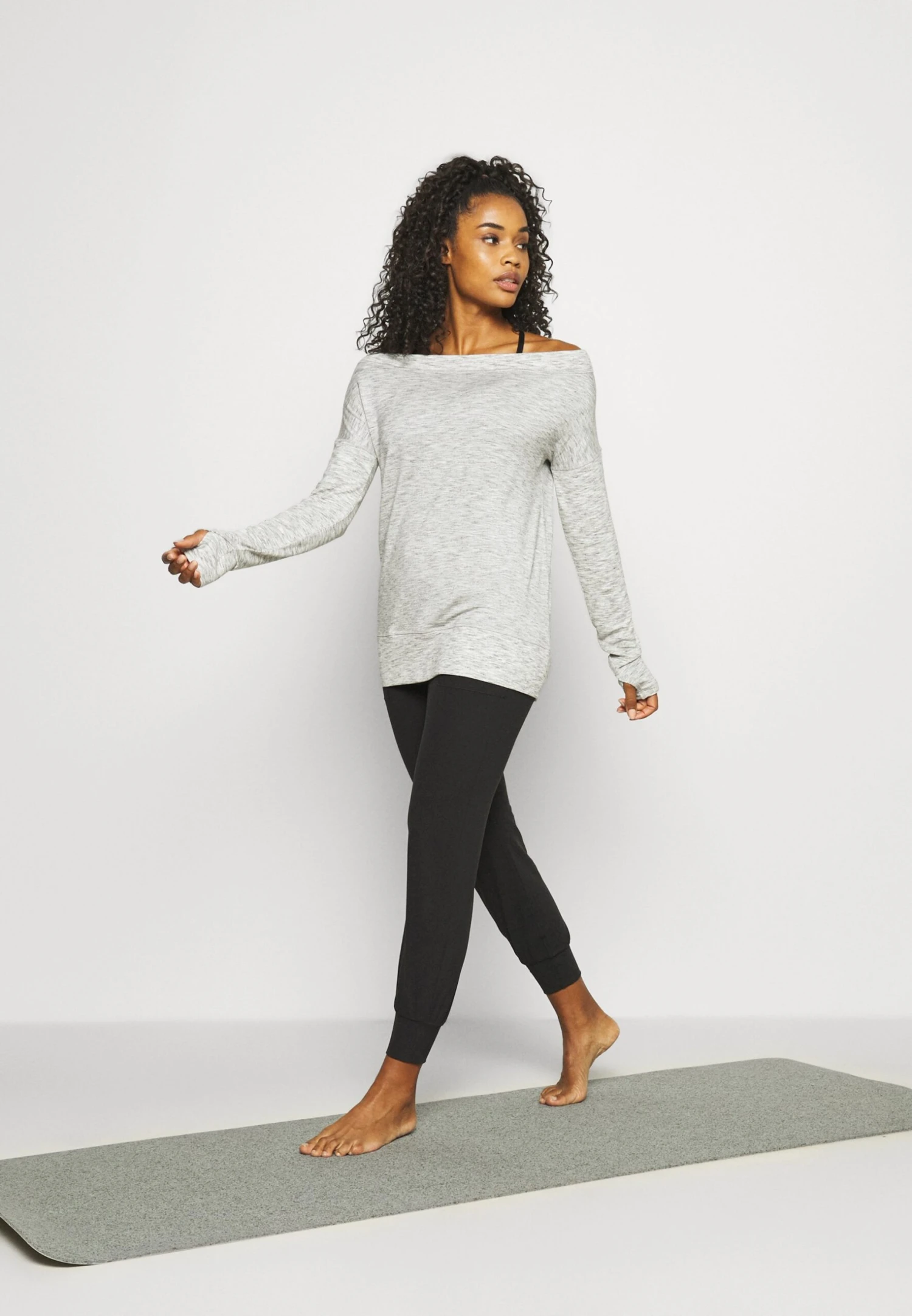 Athleta Salutation - Trainingsbroek - Black 4 Athleta Salutation - Trainingsbroek - Black - Afbeelding 2