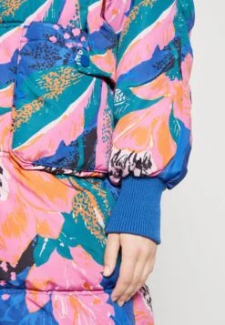 Yassimilly Padded Coat - Winterjas - Blue Iolite/Milana 13 Yassimilly Padded Coat - Winterjas - Blue Iolite/Milana -Dames Kledings Winkel e2961532783d45faace29b4257def214