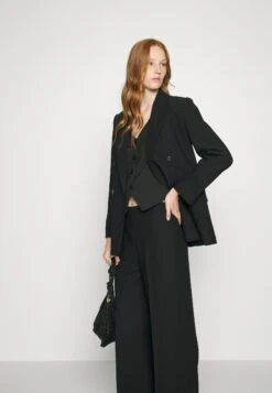 MAX & Co. Oboe - Blazer - Black 11 MAX & Co. Oboe - Blazer - Black -Dames Kledings Winkel e4297578958e4484b90a8910dc09a67b