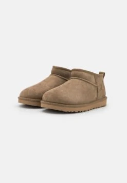 Ugg Korte Laarzen - Marrone -Dames Kledings Winkel eb7d42414b394181ae85b6f4f39bc53d