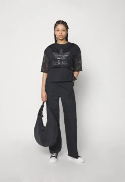 Adidas Originals Big Logo Tee 2 In 1 - T-Shirt Print - Black 15 Adidas Originals Big Logo Tee 2 In 1 - T-Shirt Print - Black -Dames Kledings Winkel eff972c846524095aed507c8e78aaff1