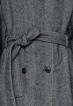 Gestuz Farren Coat - Mantel - Black/White -Dames Kledings Winkel fb209bbdc35d4e69a82cea917386e7ef