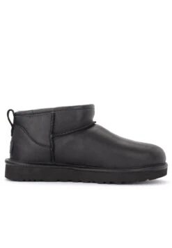 Ugg Korte Laarzen - Nero 11 Ugg Korte Laarzen - Nero -Dames Kledings Winkel fe6e13a03b4f492794197372e64ad59a